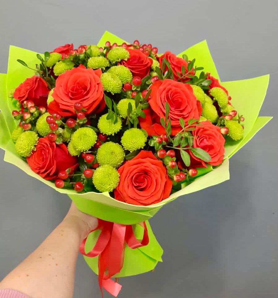 Букет цветов из: Хризантемы и Розы в Прикалаусском