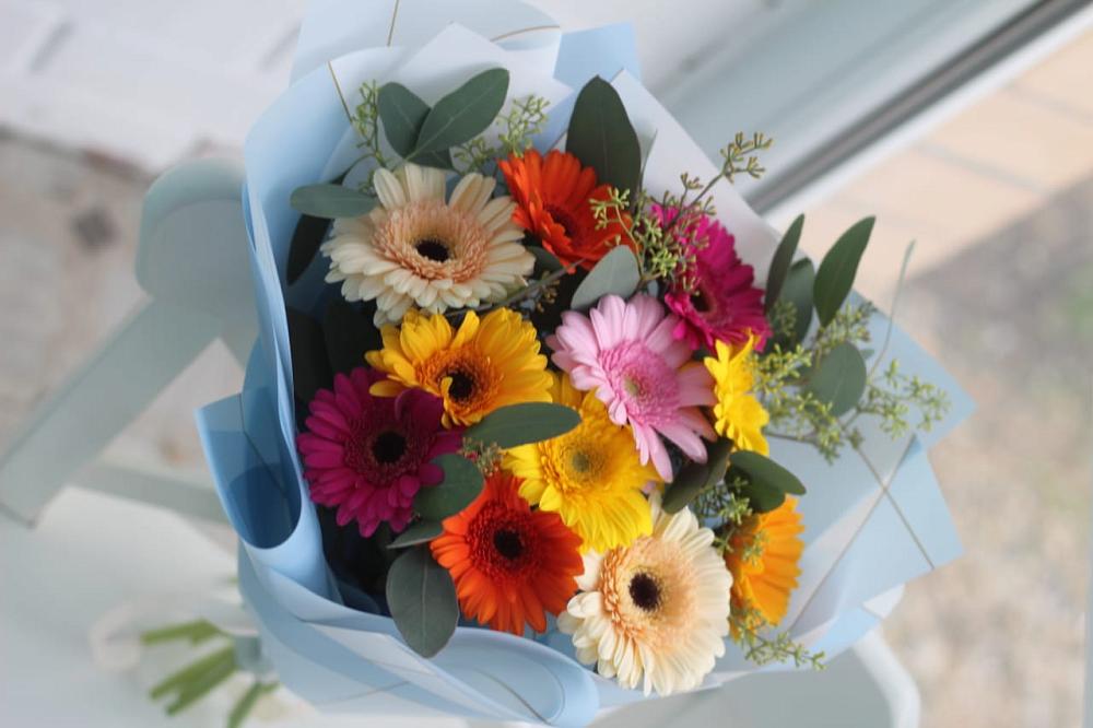 Букет цветов из: Герберы в Прикалаусском