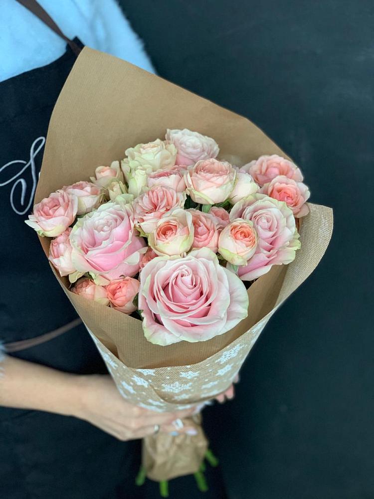 Букет цветов из: Хризантемы и Розы в Прикалаусском