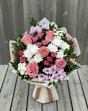 Букет цветов из:  Альстромерии, Гвоздики, Розы и Хризантемы в Прикалаусском
