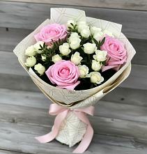 Букет цветов из:  Розы #REPLACE_PRED# Прикалаусском