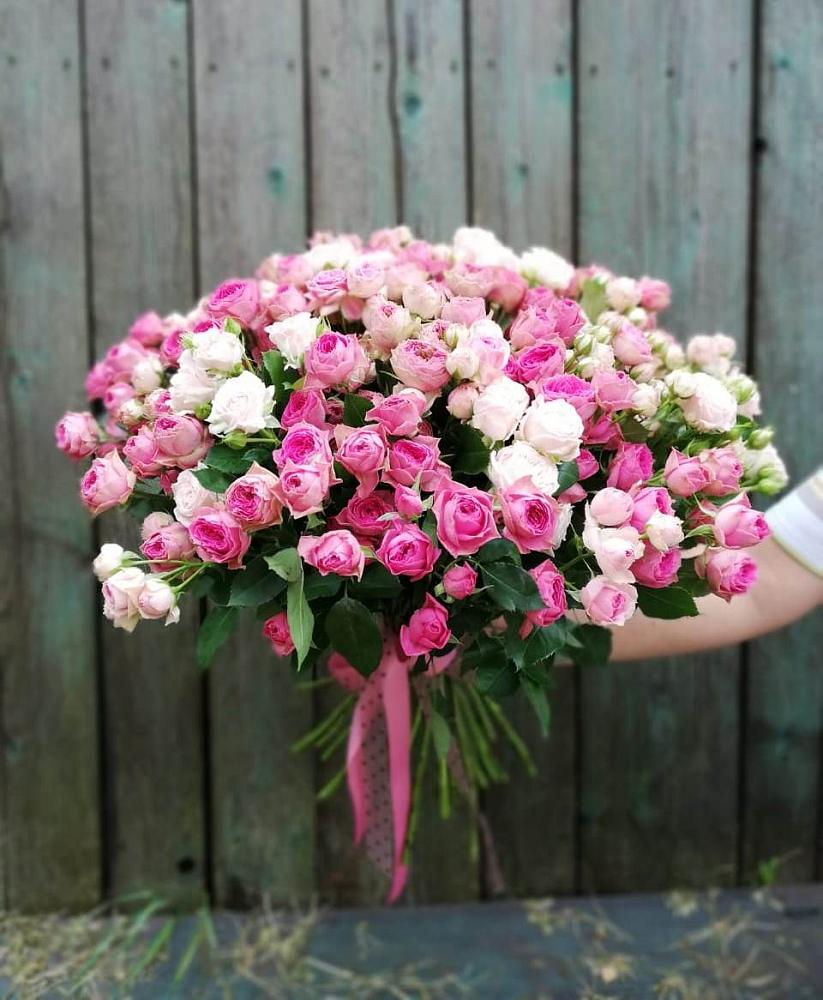 Букет Розовые кустовые розы Натали и Лав Лидия в Прикалаусском